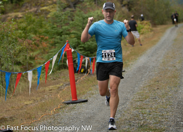 kevin finishing marathon